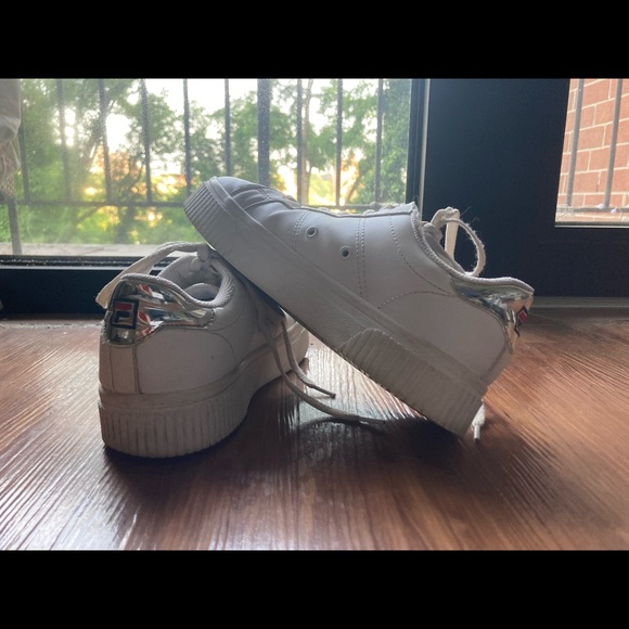 Fila Panache White and Silver Sneaker Sz 7 - Picture 8 of 16